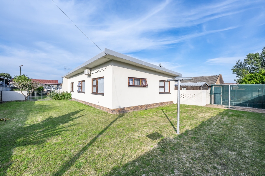 4 Bedroom Property for Sale in Morgenster Western Cape